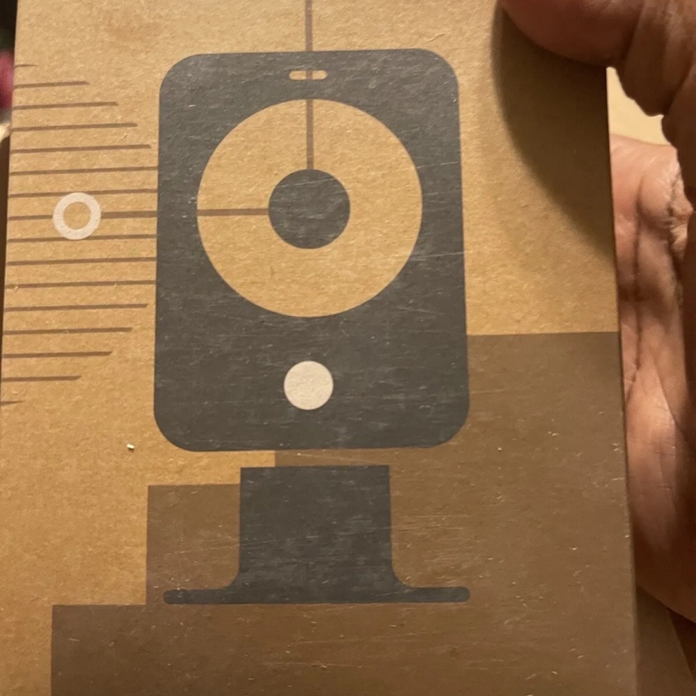 Brand new simplisafe 9 piece security system